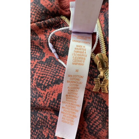 Savage X Fenty Forever Savage Hooded Onesie red rose gold size XS - Picture 5 of 9